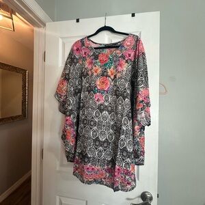 Tolani Black and Pink Floral Tunic Top